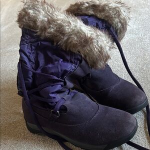 Lands’End Women's Purple Winter Boots